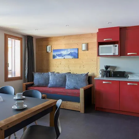 Renove Avec Retour Aux Pieds, Balcon Et Parking Gratuit - Fr-1-181-1924 Apartment